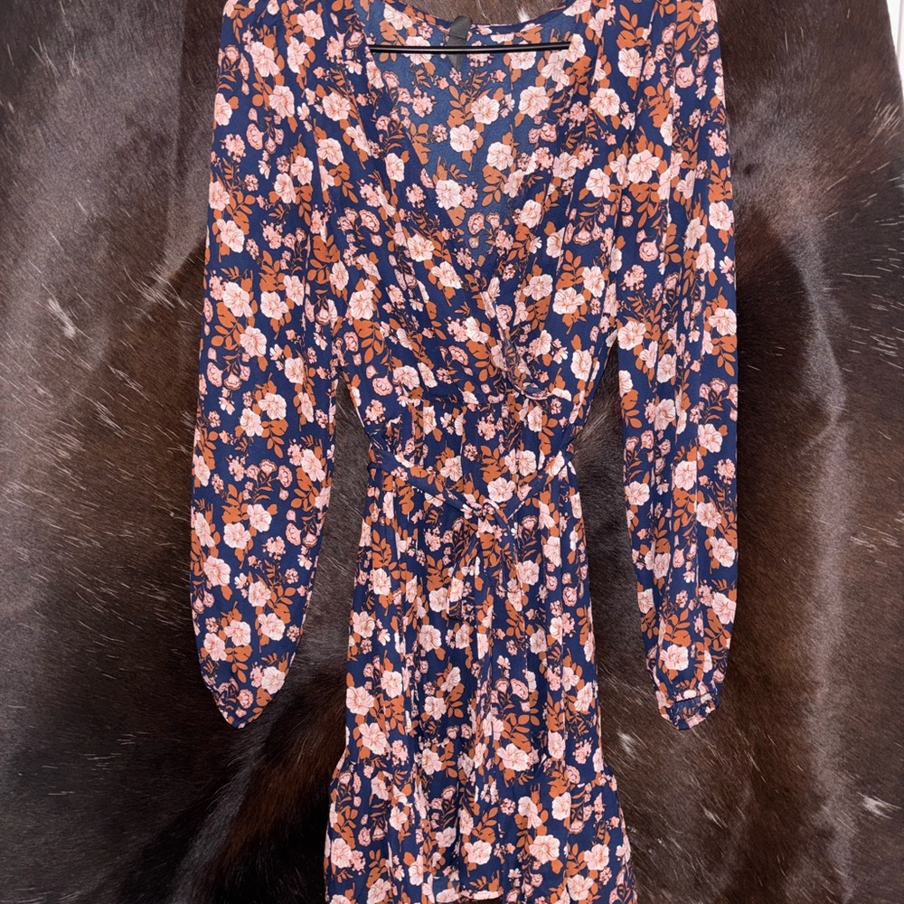 Alya Navy Floral Long Sleeve Dress